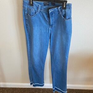 Susan Graver Light Blue Ankle Jeans